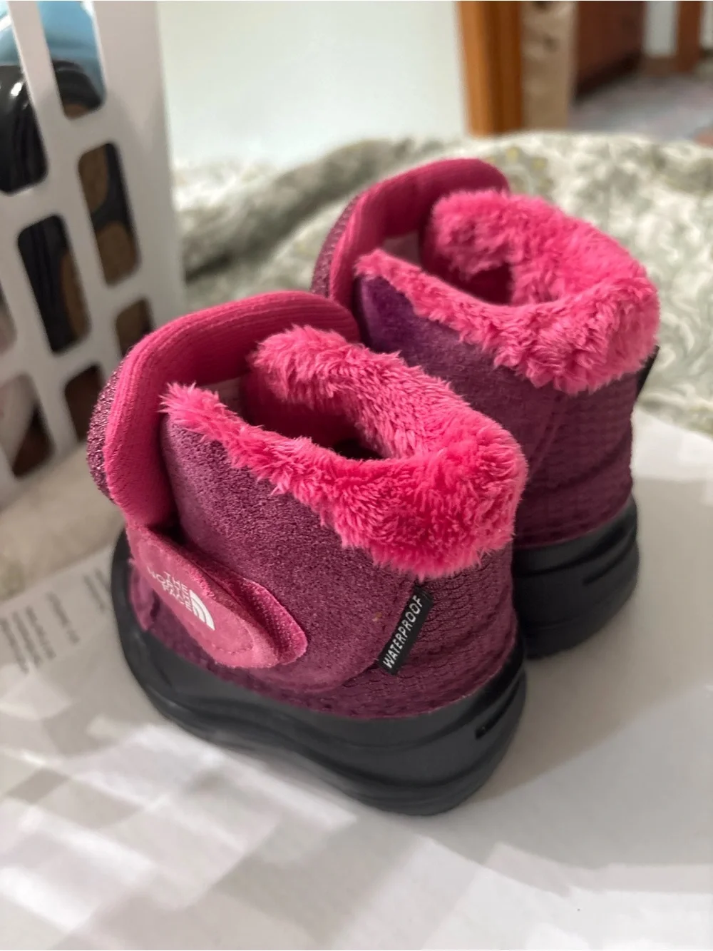 The North Face Kids Burgundy and Pink Insulated Boots baby girl, size 5